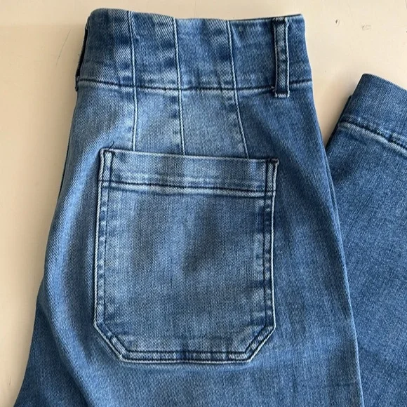 The Colette Crop Wide-Legs Jeans by Maeve - Picture 2 of 7